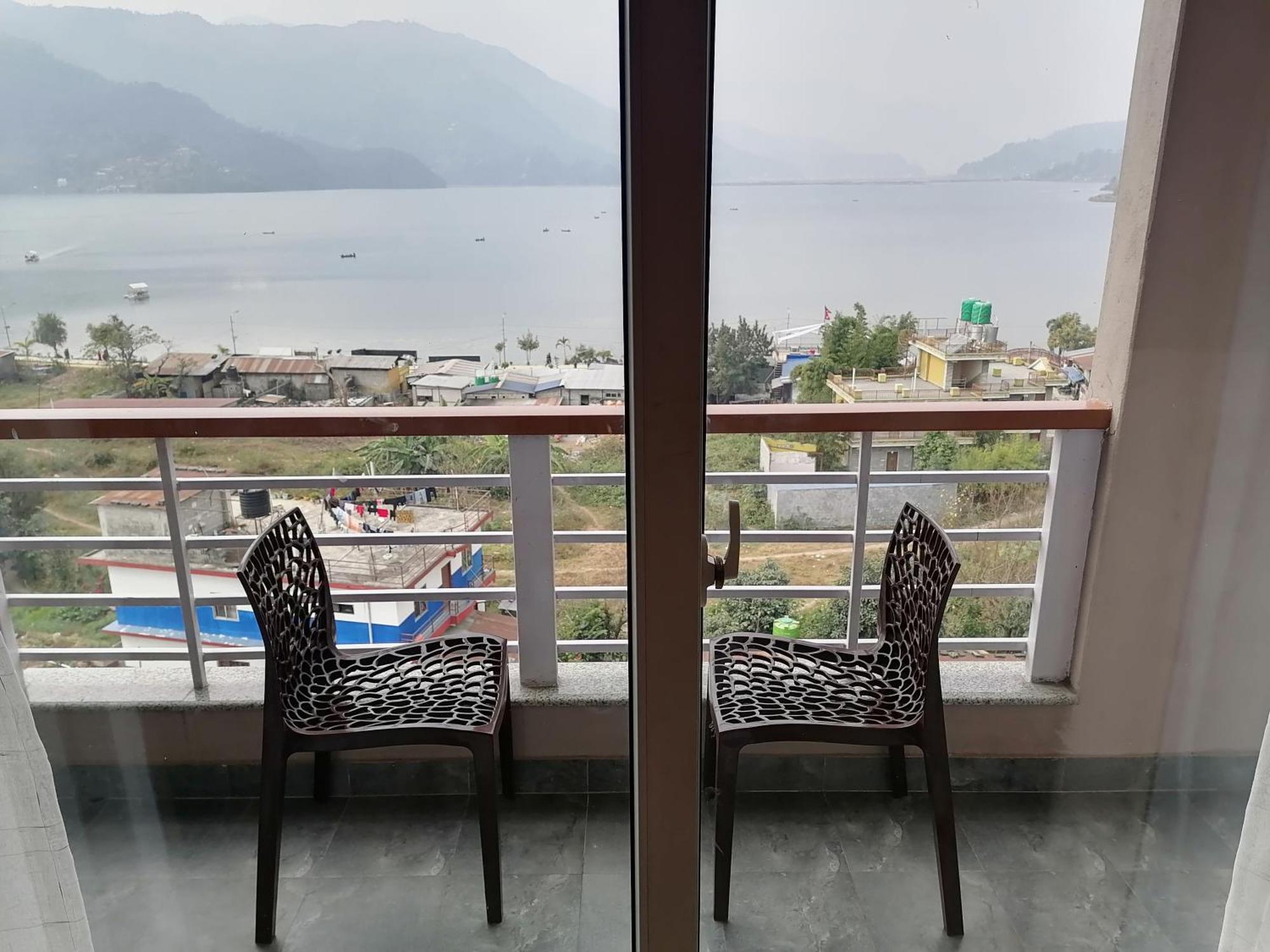 Urban Boutique Hotel Pokhara Kültér fotó
