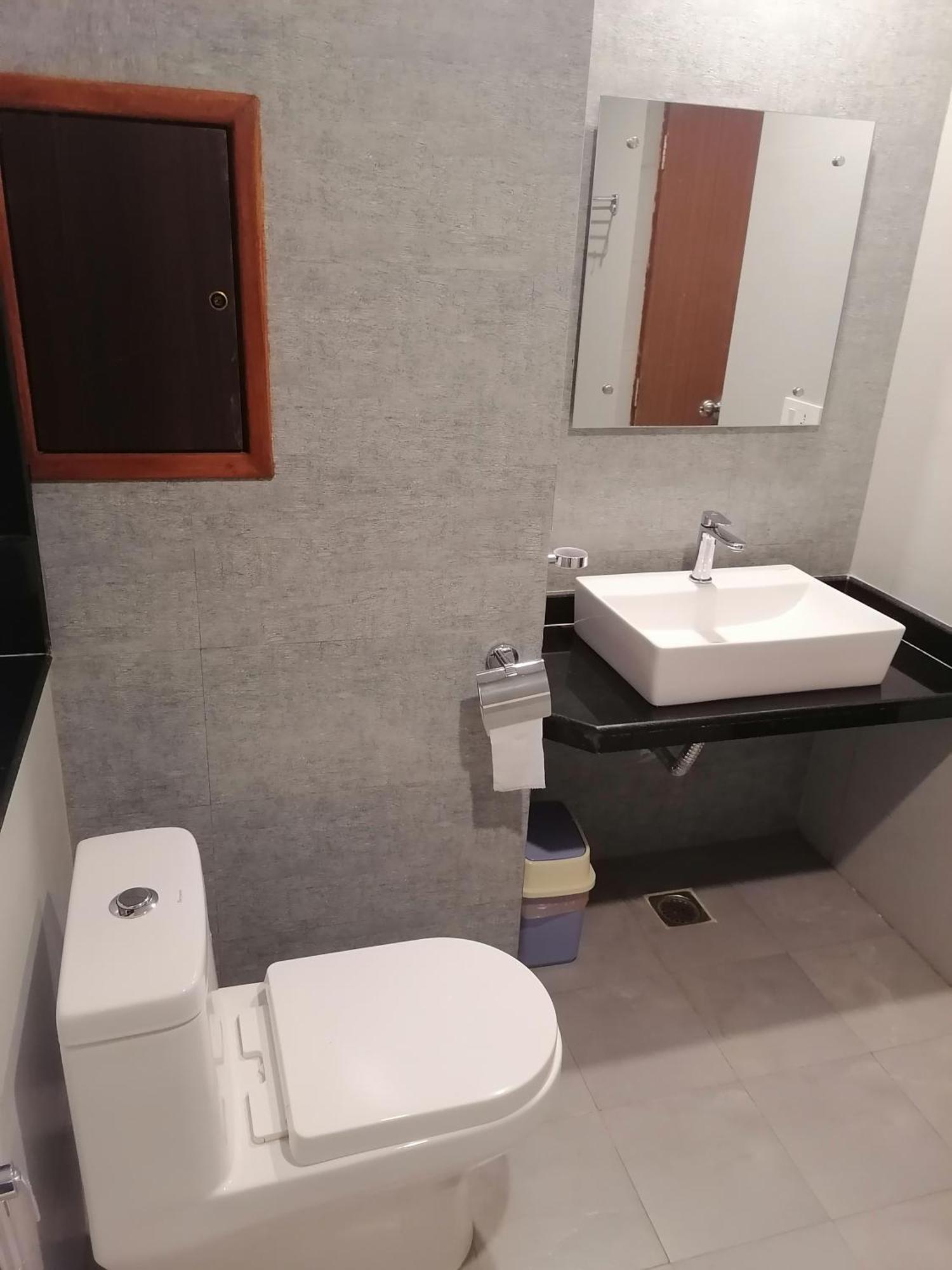 Urban Boutique Hotel Pokhara Kültér fotó