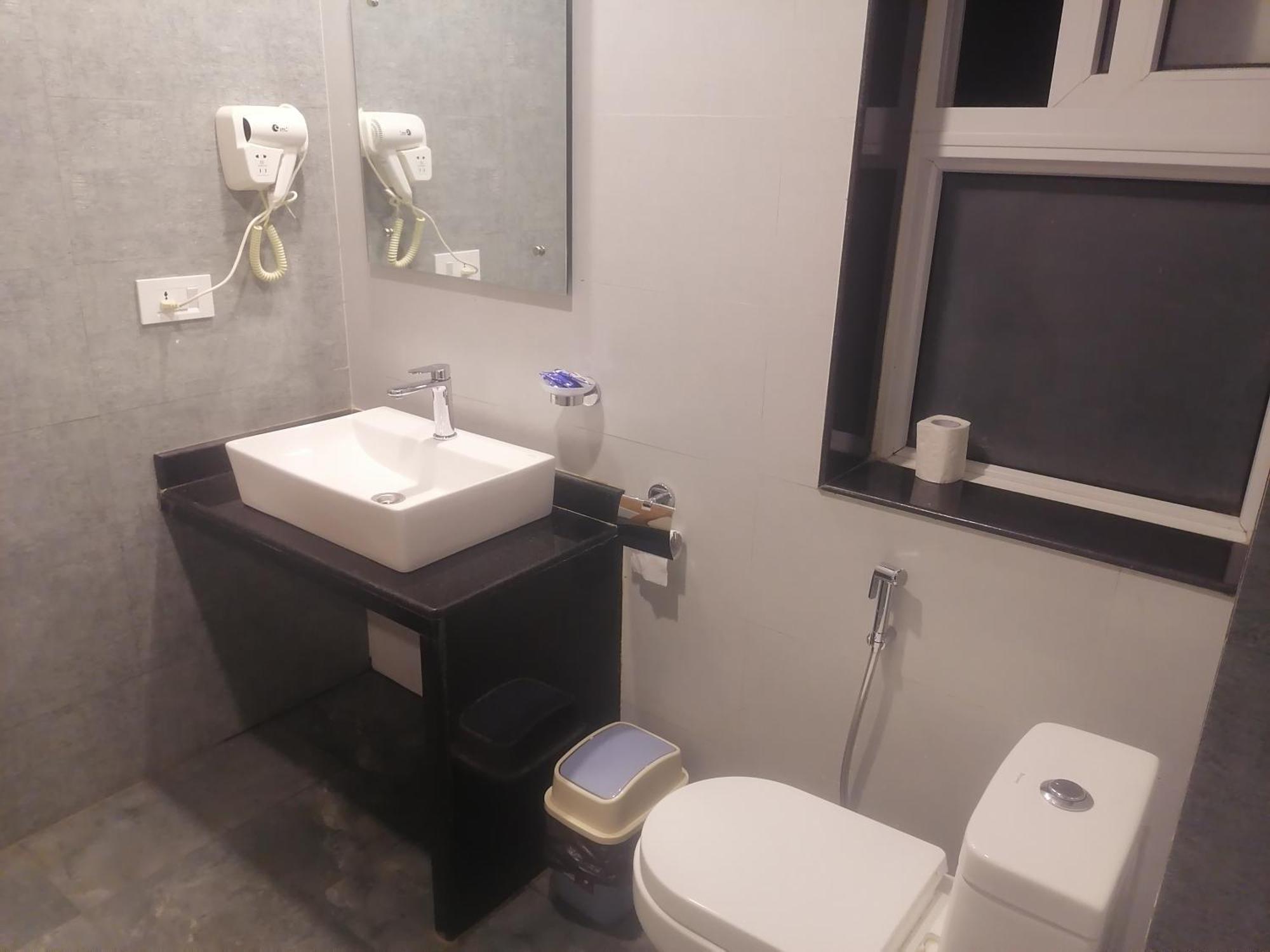Urban Boutique Hotel Pokhara Kültér fotó
