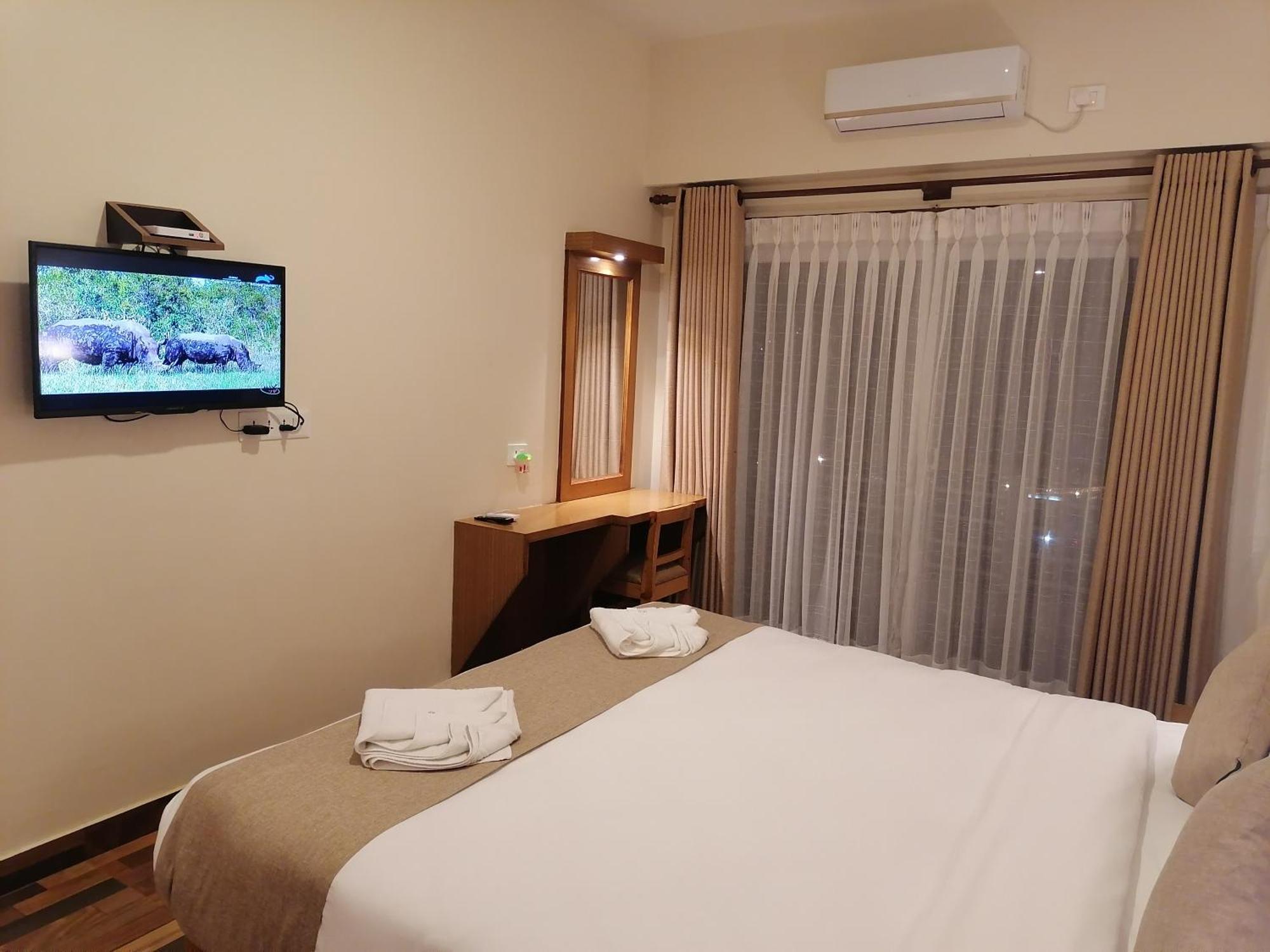 Urban Boutique Hotel Pokhara Kültér fotó