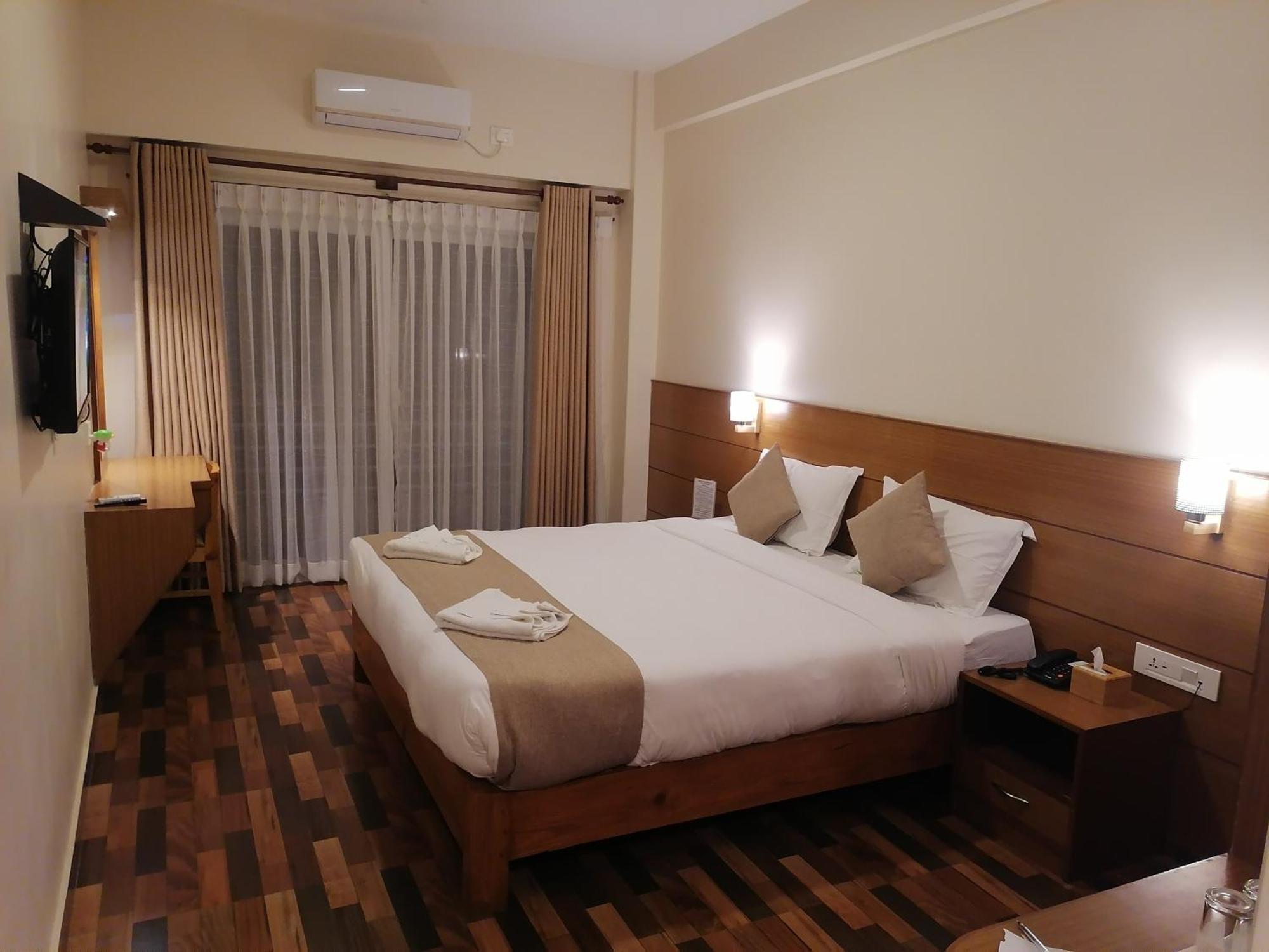 Urban Boutique Hotel Pokhara Kültér fotó