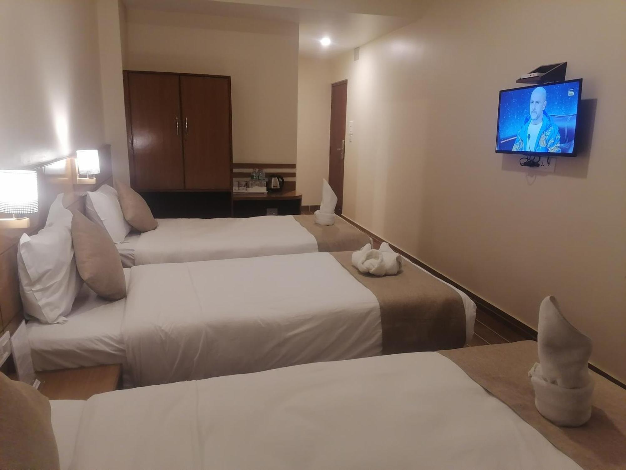 Urban Boutique Hotel Pokhara Kültér fotó