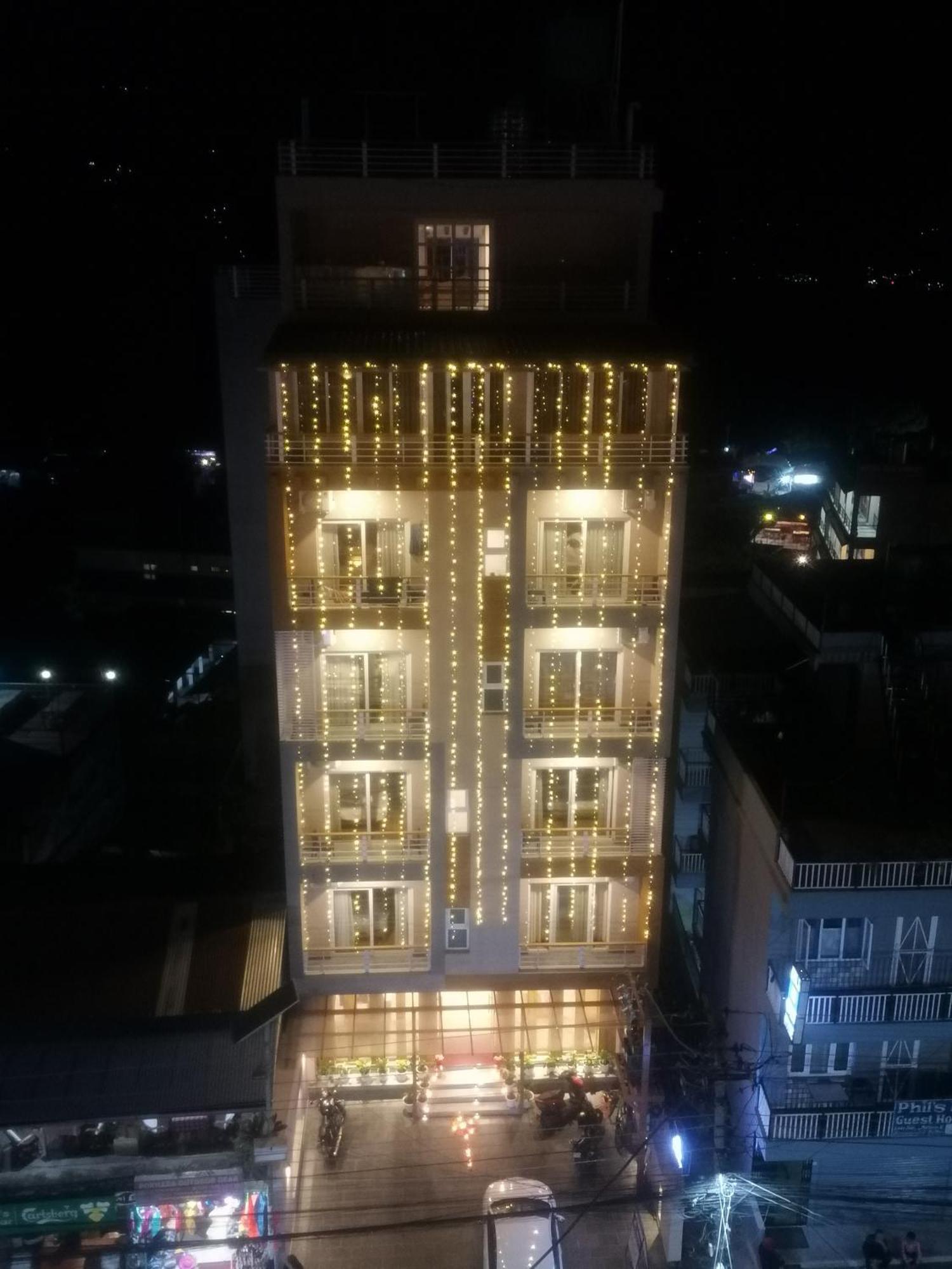 Urban Boutique Hotel Pokhara Kültér fotó